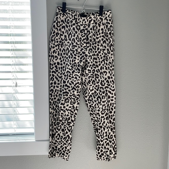 5/$15 J.crew leopard linen high rise pants - Picture 2 of 13